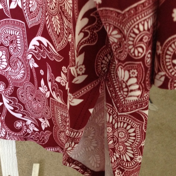 I Modee Ladies pullover top - Picture 5 of 5